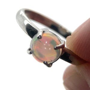 White Precious Opal .90ct Platinum Finish Solid 925 Sterling Silver Ring